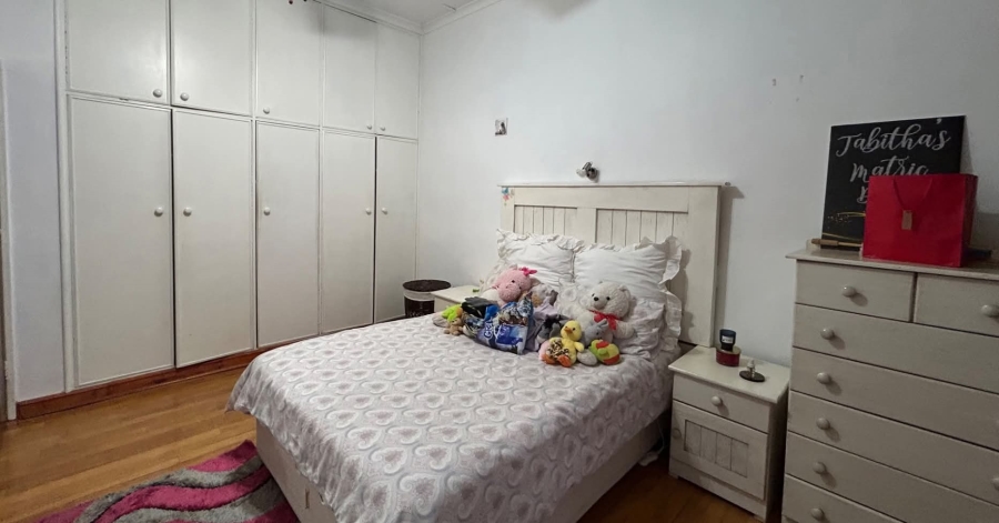 6 Bedroom Property for Sale in Memorial Road Area Northern Cape